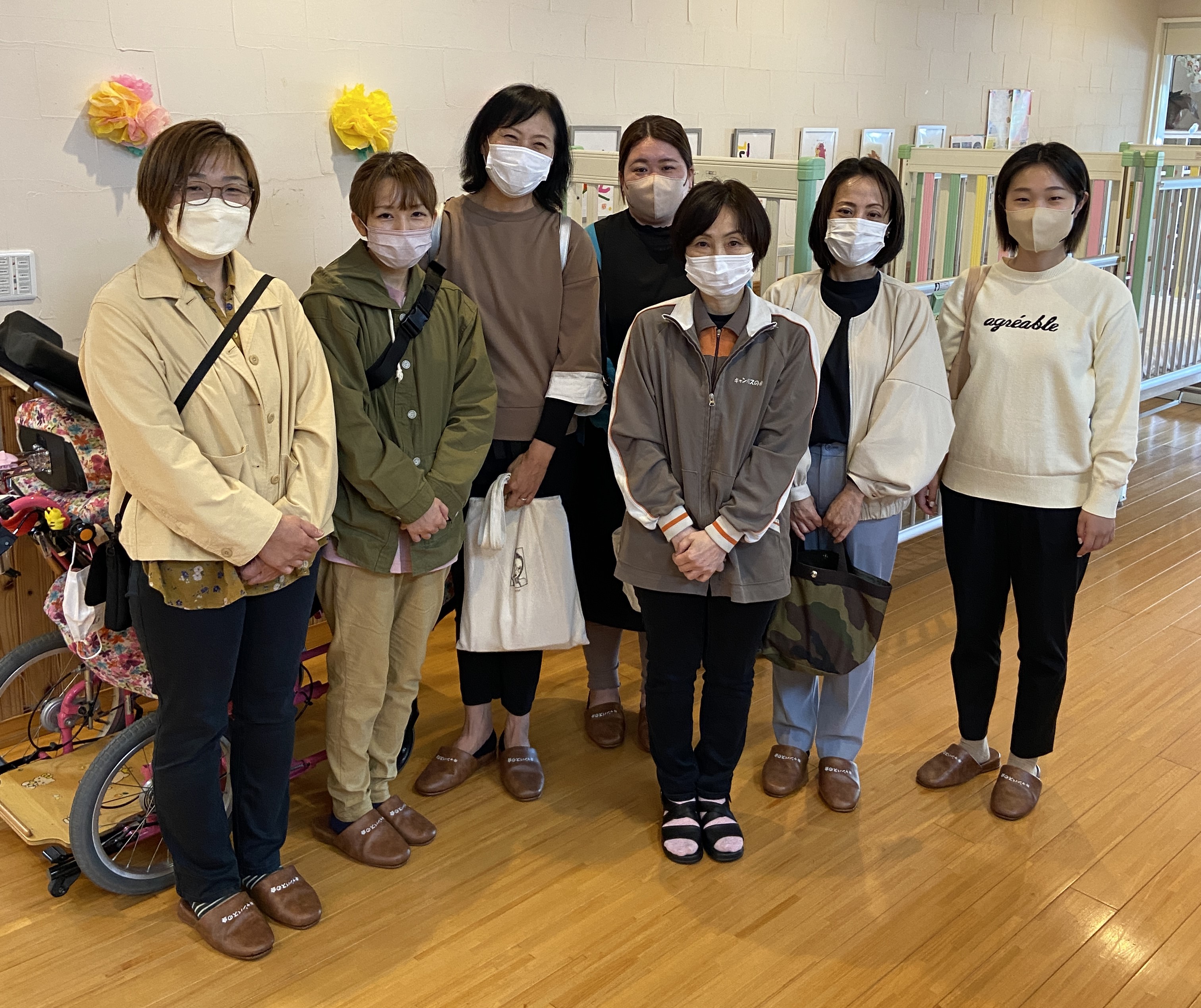 事業所開設にむけてもうひと踏ん張り！「はながしま事業所」において、スタッフの見学研修、看護師研修を行いました。